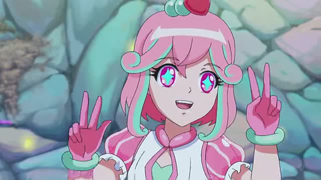 《巴啦啦魔法海萤堡》希雅姐姐正在和他的小伙伴找受伤的海狮妈妈