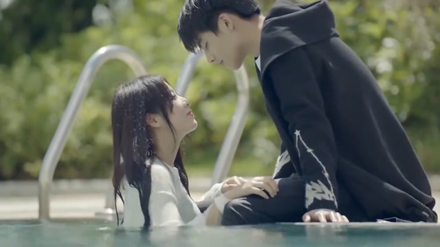 《光年距离》片花:王以纶vs宋威龙,网友直呼:都想要!