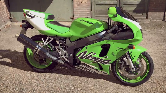 性价比很高,学生也买得起的四缸重机车,川崎zx7r
