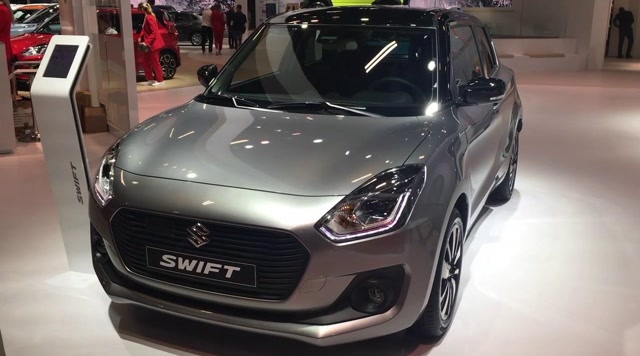 时尚动感小钢炮,省油之王2019铃木雨燕小型车实拍