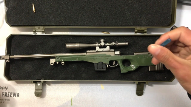 开箱刺激战场空投神器awm,还可以抛壳,你见过吗?