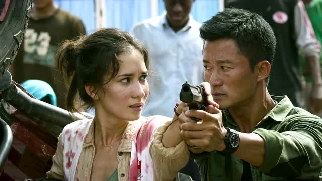 战狼2:冷锋被感染了拉曼拉,他能坚持住吗?