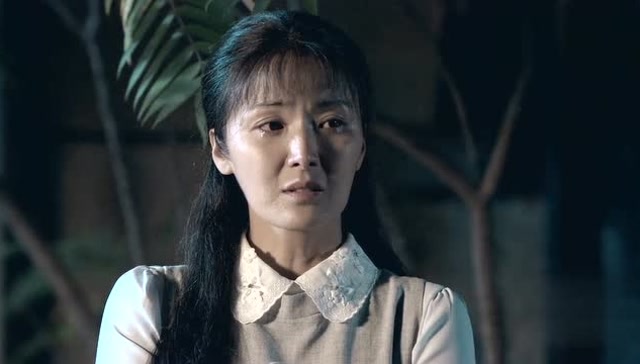 娘亲舅大:姚彩玲走到家门口,竟哭得如此伤心!