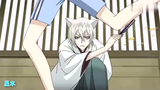 奈奈生学跳神乐舞好逗啊,巴卫超严格教学,不过瑞希也太可爱了吧!