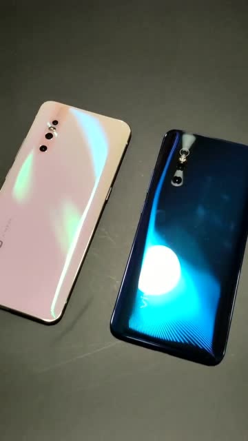 vivo x27后盖颜色很漂亮,白色好像更漂亮点哦
