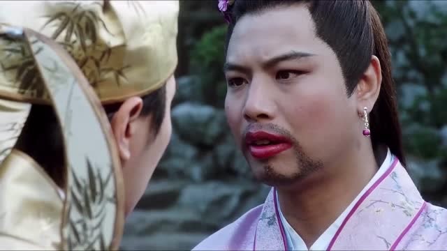 伯虎看背影以为是个美女,结果一转身原来是如花