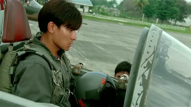 大冒险家:刘德华开战斗机不听指挥?姜大卫在现场火冒三丈