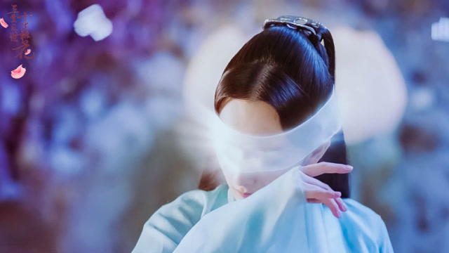 4位白绫遮眼女神:赵丽颖英气,杨幂惹人怜,你更喜欢哪个?