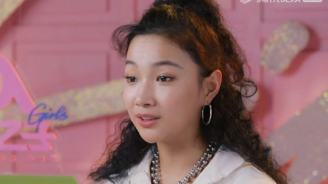 徐若侨得知龙丹妮未给出最后一颗星,画风突变,表情逐渐凝固