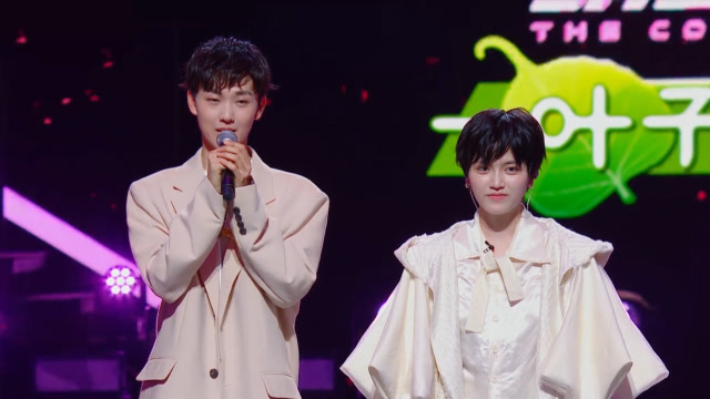 田燚叶禹含同台献唱,回顾两人昔日表现,田燚的激情叶禹含的潇洒