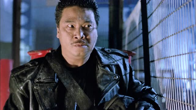 达叔这个特殊的上子弹动作,承包了我一年的笑点