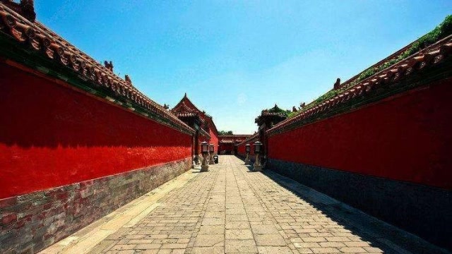 为何故宫重要场所地面都铺了15层砖?专家解释让外国人惊叹!