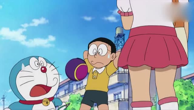 大雄要遇见静香裙子被吹起来,还会被静香打,这回可不能剪错线啊