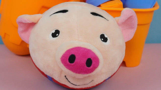 欢乐的毛绒跳跳猪