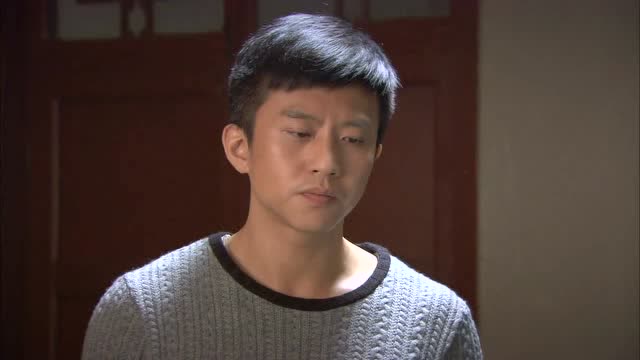 相爱十年:邓超晚上翻墙被保安抓住,不分青红皂白被打