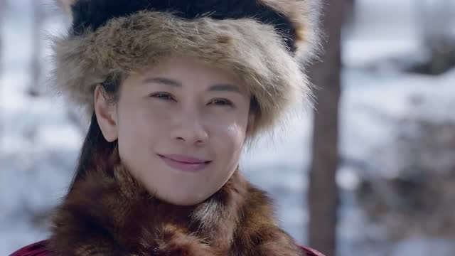 雪地娘子军:杨凯楠成为清风寨的二当家,名号叫做火玫瑰,厉害啊