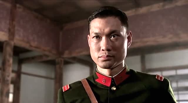 霍廷恩怎么被这个日本人打的如此惨烈,简直毫无还手之力