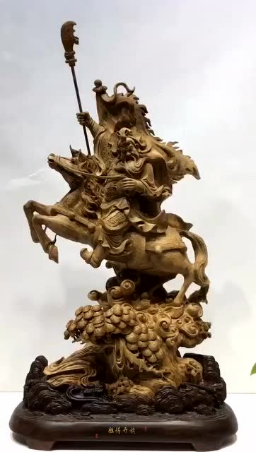 沉香木战马关公