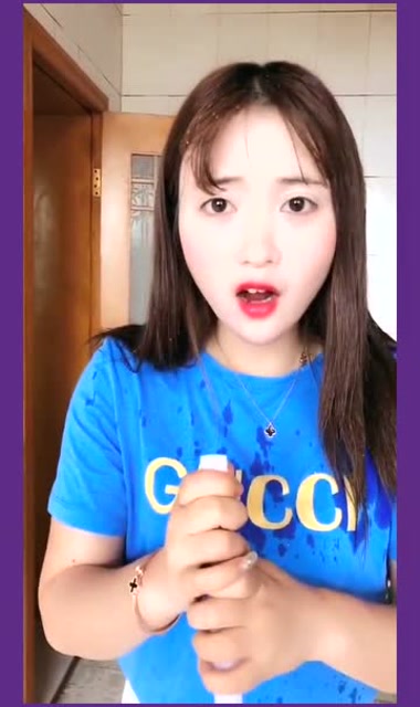 小伙这样耍女朋友,网友看不下去了,这样的人竟然也有女朋友!