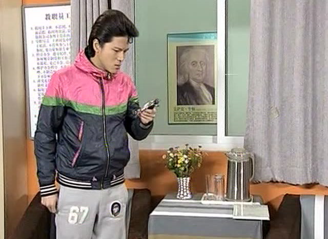 星际精灵蓝多多哈哈费老背包老师太逗了