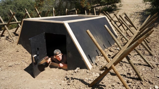 熊孩子打造"地下密室",能躲避僵尸吗?看完哭笑不得!