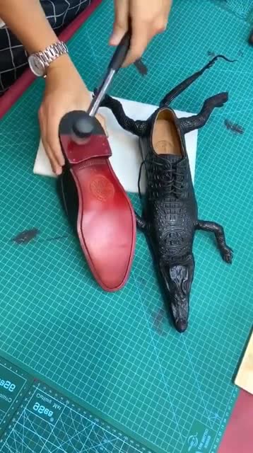 表哥创业卖鳄鱼皮鞋,本来挺好的,去了头脚后没人买了!