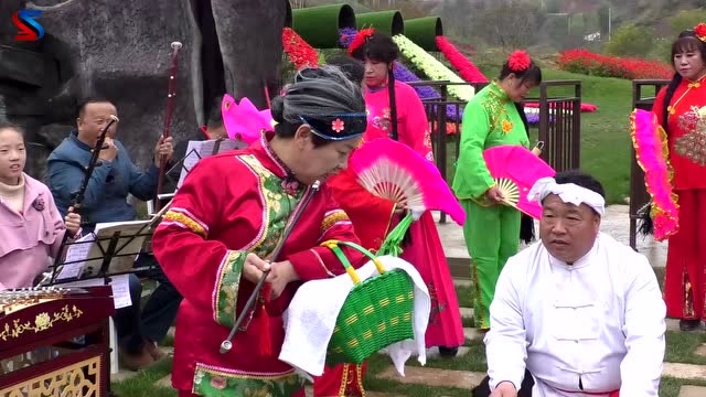 天水麦积花海唱小曲,社火《送早饭》真精彩