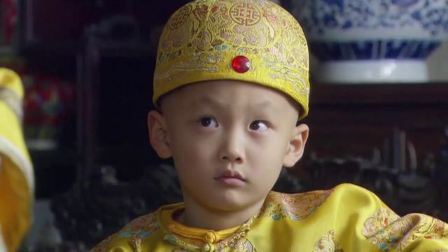 摄政王与皇太后对峙,竟拿小皇帝当挡箭牌,越过皇太后直接下旨