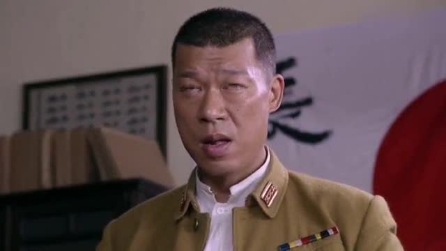 游击英雄黑龙山大当家铁龙带着土匪杀来,把喜春抢上了山