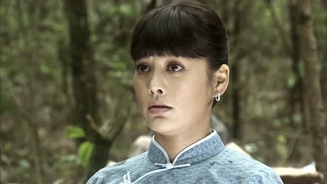 红槐花:团长为救老百姓牺牲,身为连长的牛儿,竟指着凤儿鼻子臭骂一顿