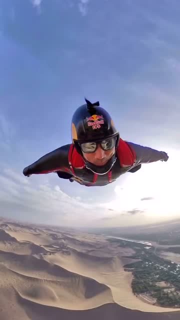 空中飞人,比蹦极还要刺激,速度快到魂都追不上!