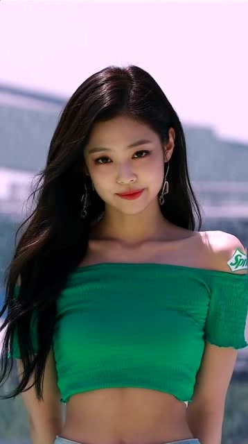 饺子金智妮,夏日炎炎,一片清凉迎面而来!