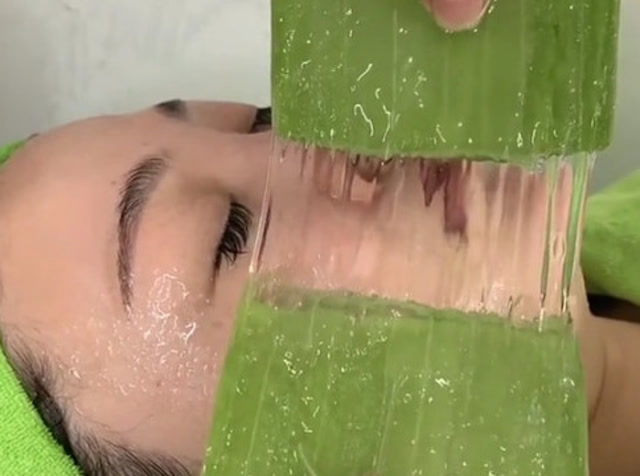 让人敷一次就上瘾的芦荟灌肤,难怪女人们都喜欢,长见识了!