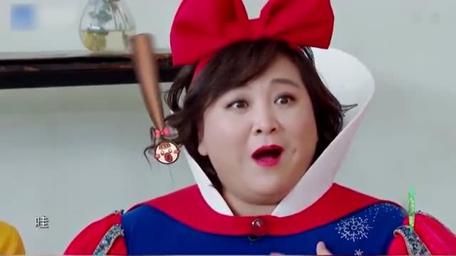 青春环游记白雪公主贾玲点评,"后妈"吉娜妆容,不够"恶毒"
