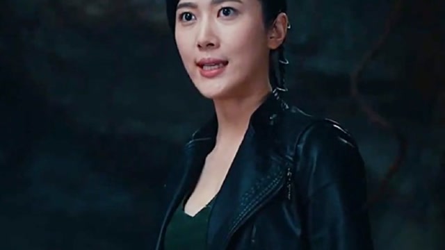 地宫笔记:小伙开挂式探地宫,一路美女加神兽保护,羡慕了