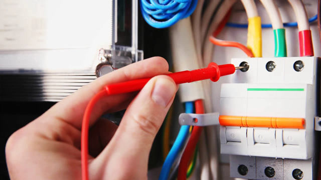 为什么家用电器外壳摸着总是麻麻的?地线接触不良怎么办?涨知识