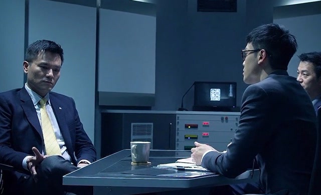 不愧是影帝!林家栋在审讯室这段戏,堪称教科书级别的演技