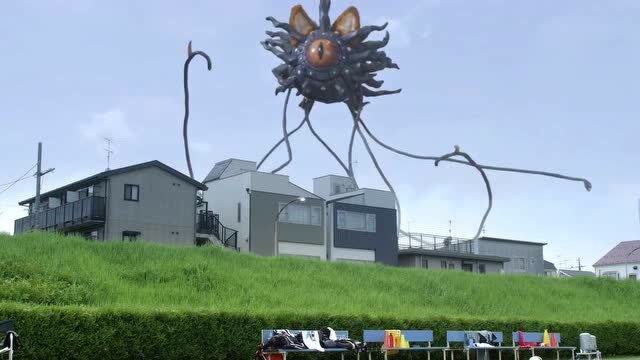 艾克斯奥特曼:天空一声巨响,怪兽喵喵闪亮登场,人类纷纷逃命!