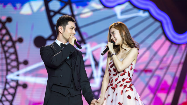 黄晓明聚餐到深夜!乘车回与baby爱巢力破婚变传言