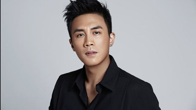 油腻出了新高度?杜淳湿身热舞白衣变透视装遭吐槽