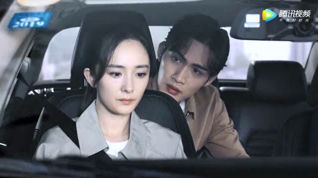 暴风眼:宋局拐弯抹角教育张彬彬,杨幂父亲身份也被曝光