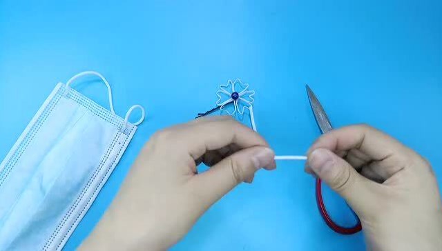 废弃的口罩不要扔一分钟自制樱花头绳简单好看又有个性