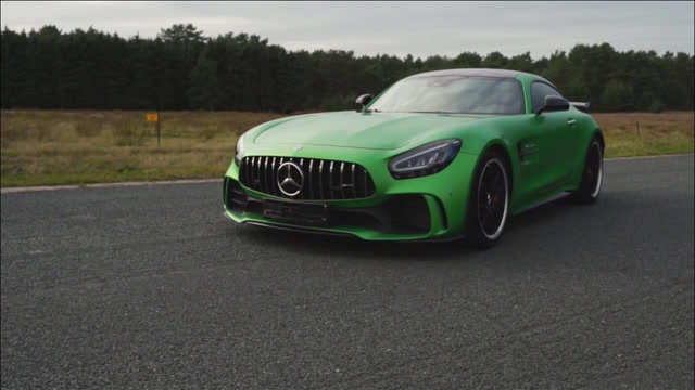 梅赛德斯.奔驰amg gtr,八戒的绿魔确实挺漂亮,流口水啊!