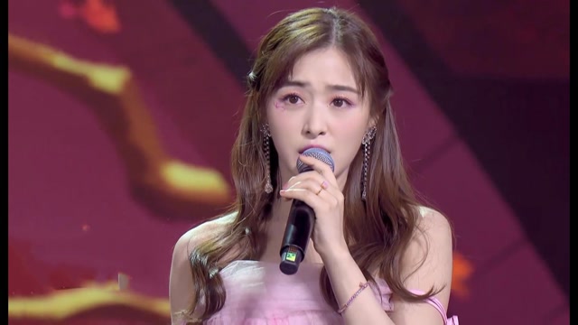 被小看了的歌手张含韵现场演唱起风了一开口惊艳全场