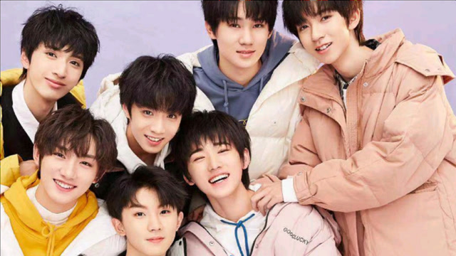 tfboys唯一合体资源给了tnt,开心的同时也觉得遗憾,李飞笑到合不拢嘴