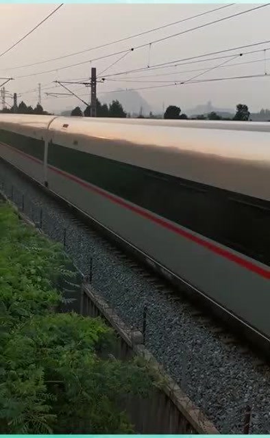 这才是真正的中国速度,眼前的一幕,外国人看了都得震惊