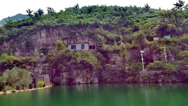 山东淄博博山镇门峪!高山峡谷龙门天池风景秀丽!这里您喜欢吗