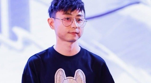 水晶哥回忆与圣枪哥旧事:八年的青春在比赛上终于实现了,不容易