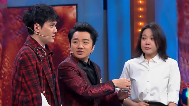 冯绍峰闫妮挑战吃芥末不喝水