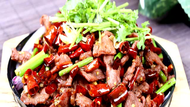 聪厨-铁板蒙古肉